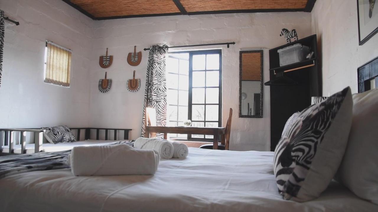Zwartberg View Mountain Lodge เอาท์สโฮร์น ภายนอก รูปภาพ