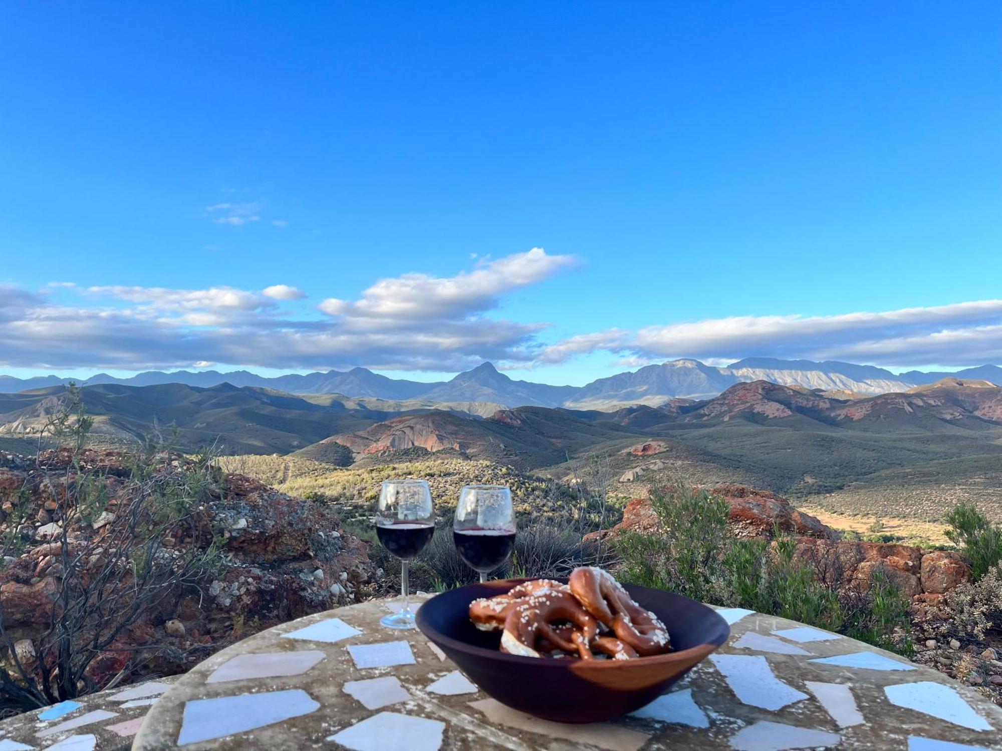 Zwartberg View Mountain Lodge เอาท์สโฮร์น ภายนอก รูปภาพ